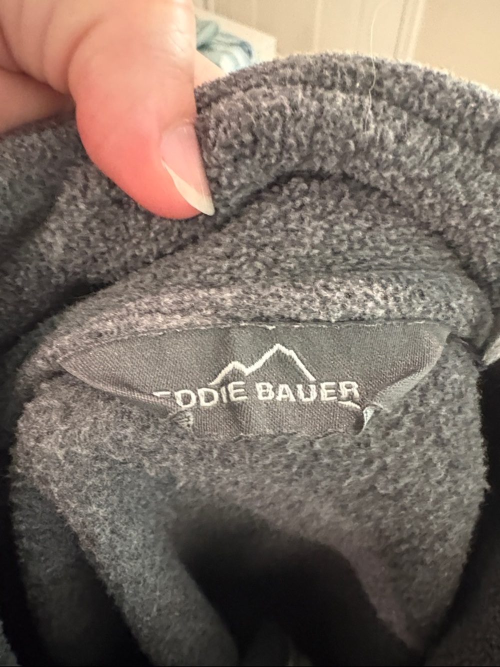 Eddie Bauer Women’s Gray Quarter-Zip Fleece Pullover - Picture 3 of 3